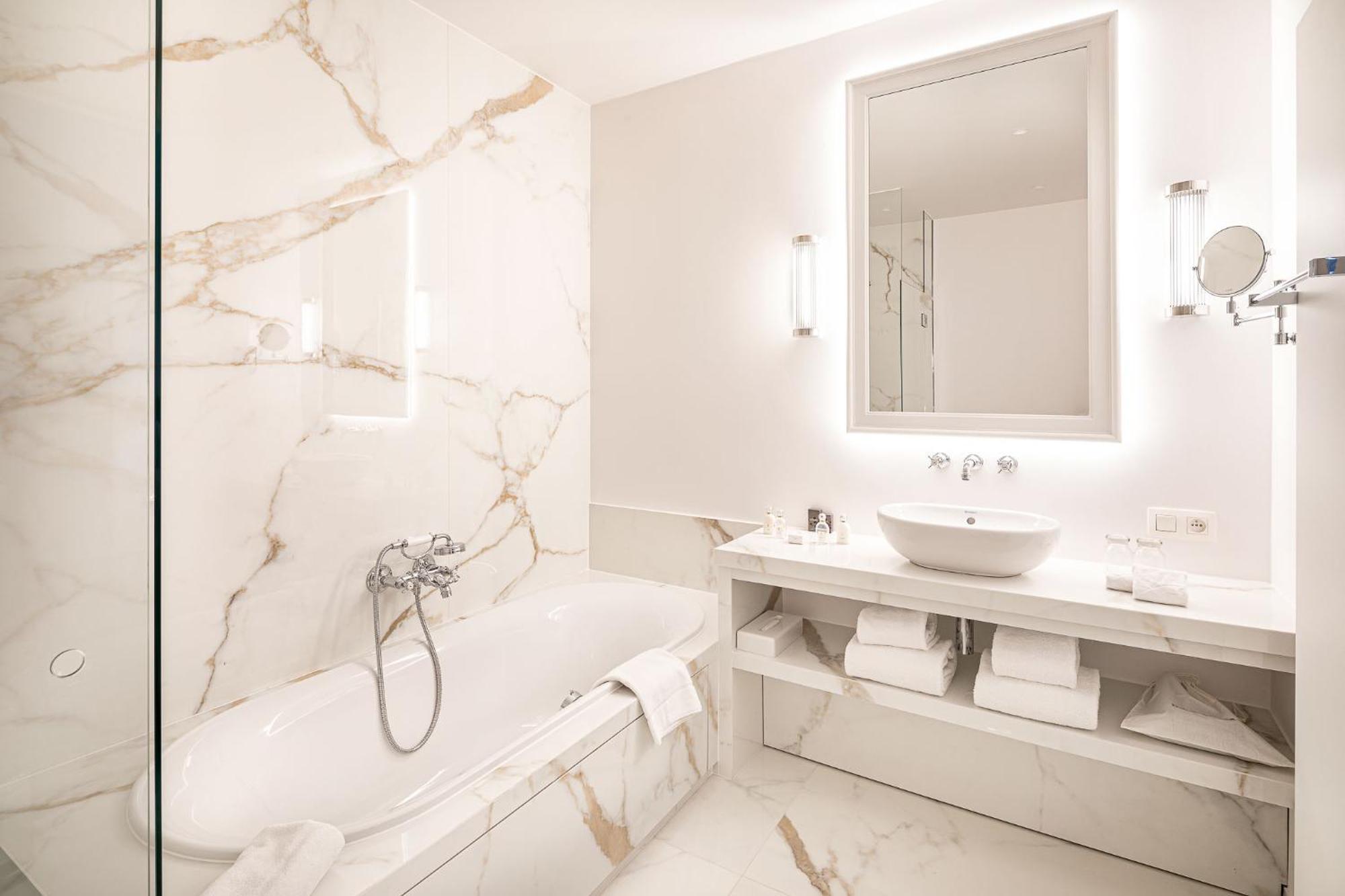 De Tuilerieen - Small Luxury Of The World 5*